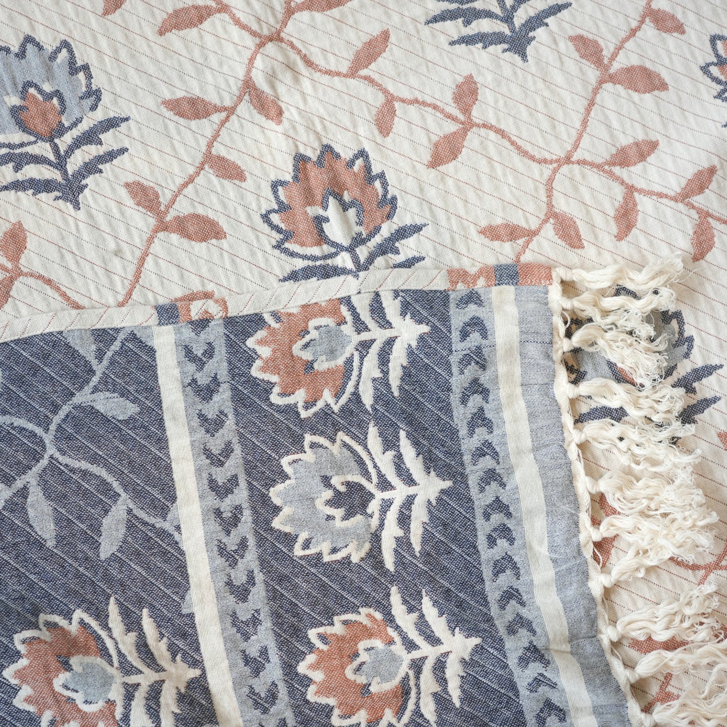 handmade-labayen-throw-cotton