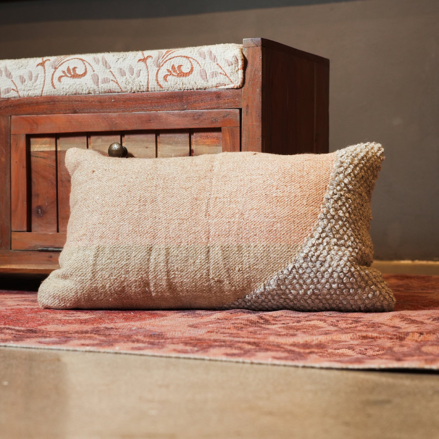 FAVARA PILLOW - WOOL / LINEN / VISCOSE