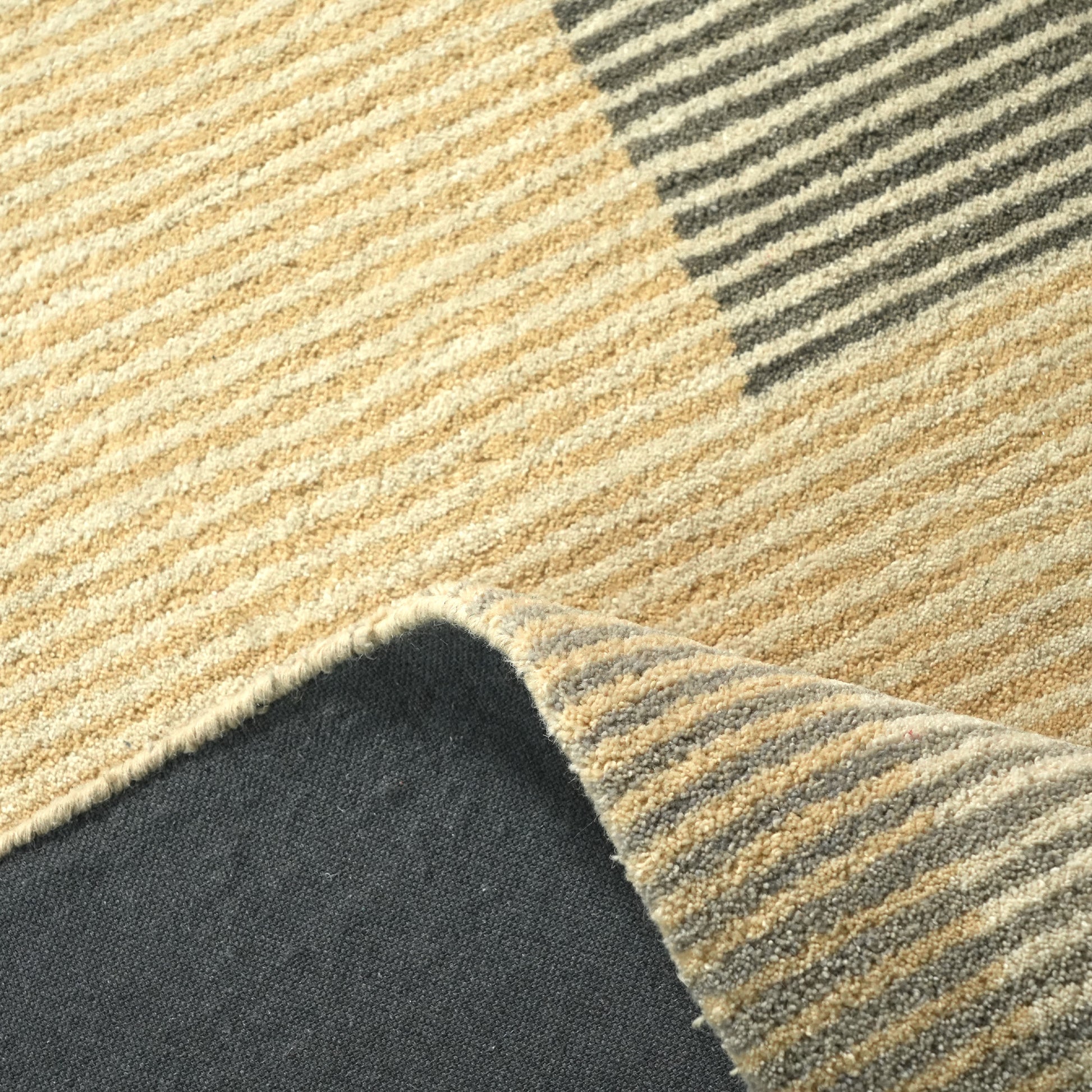 handmade-altamura-rug