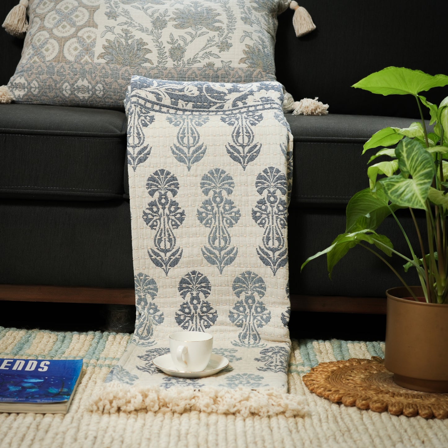 handmade-alzaga-throw-cotton