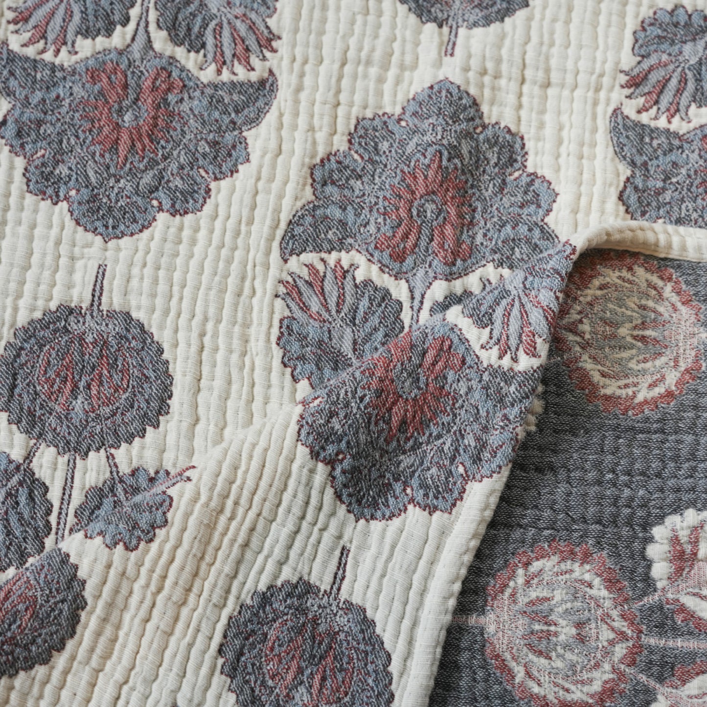 handmade-arrieta-throw-cotton