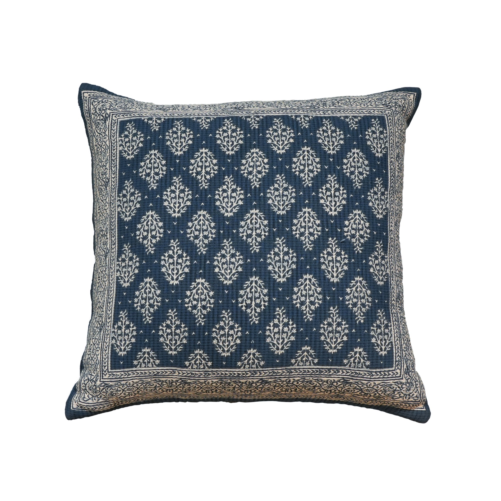 handmade-belluno-pillow-cushion
