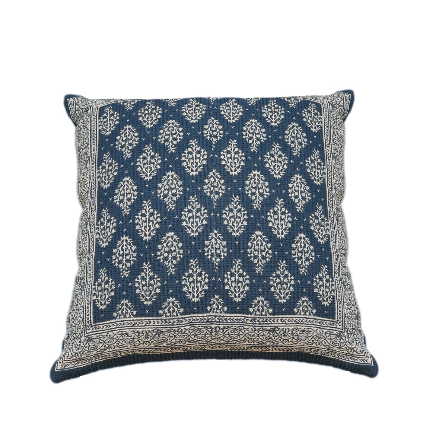 handmade-belluno-pillow-cushion