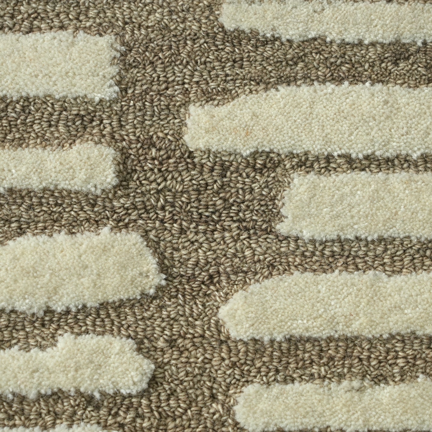 handmade-crema-rug