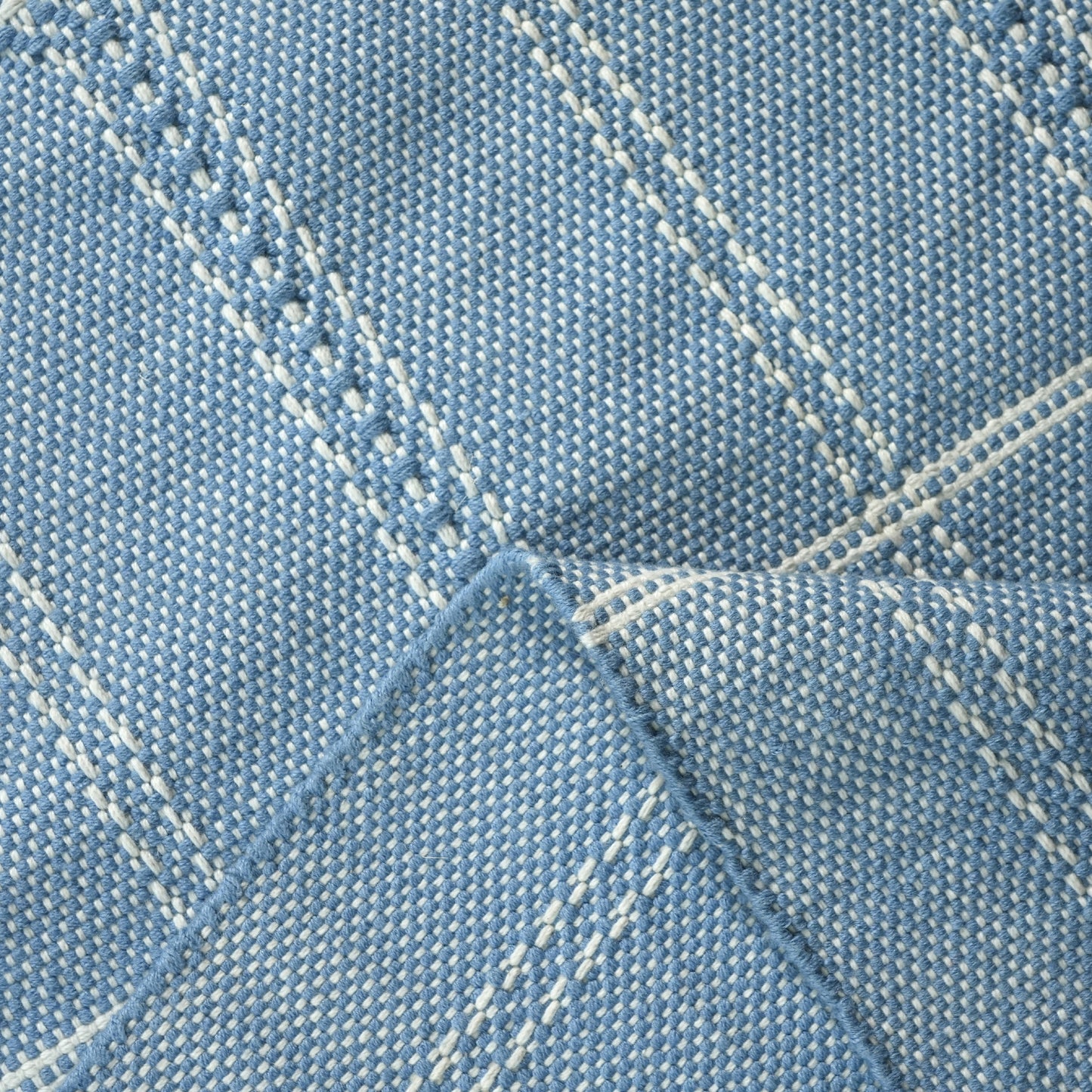 handmade-gorgonzola-rug