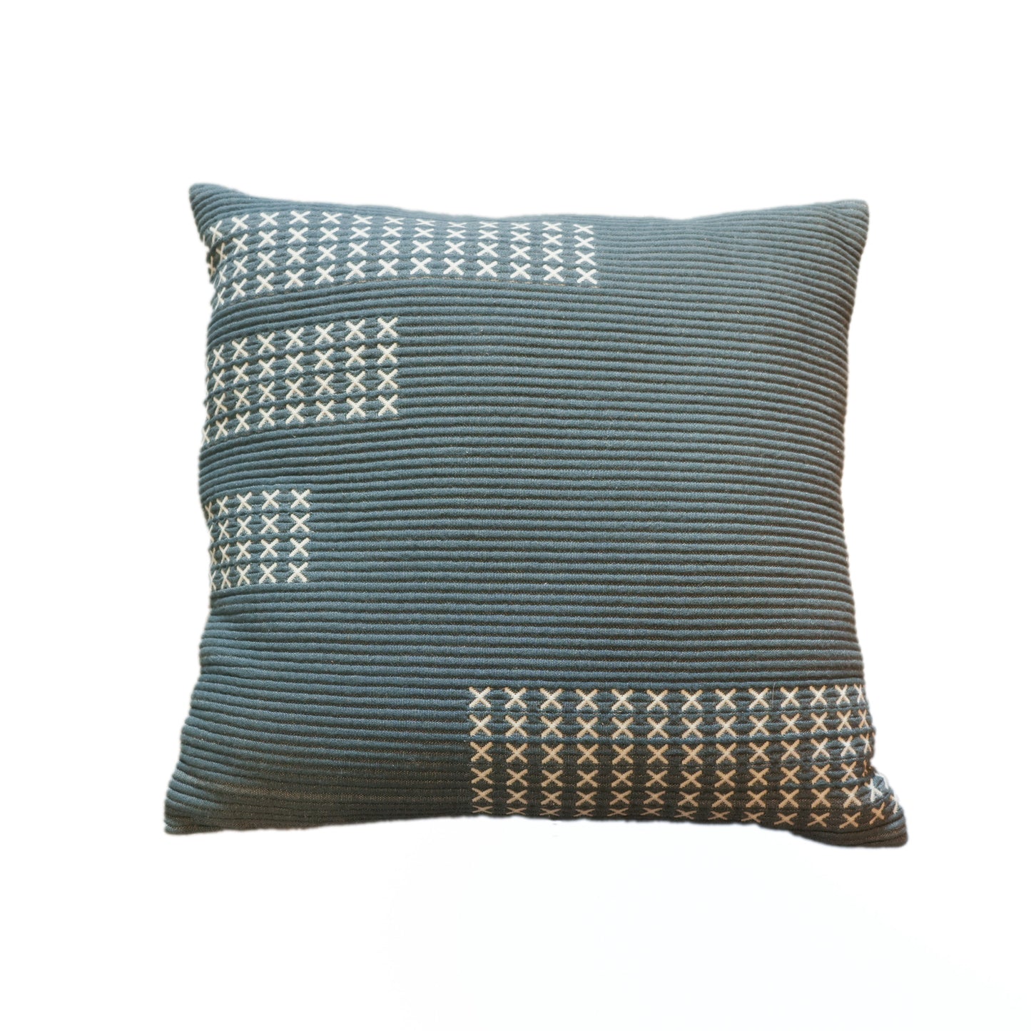 handmade-gubbio-pillow-cushion