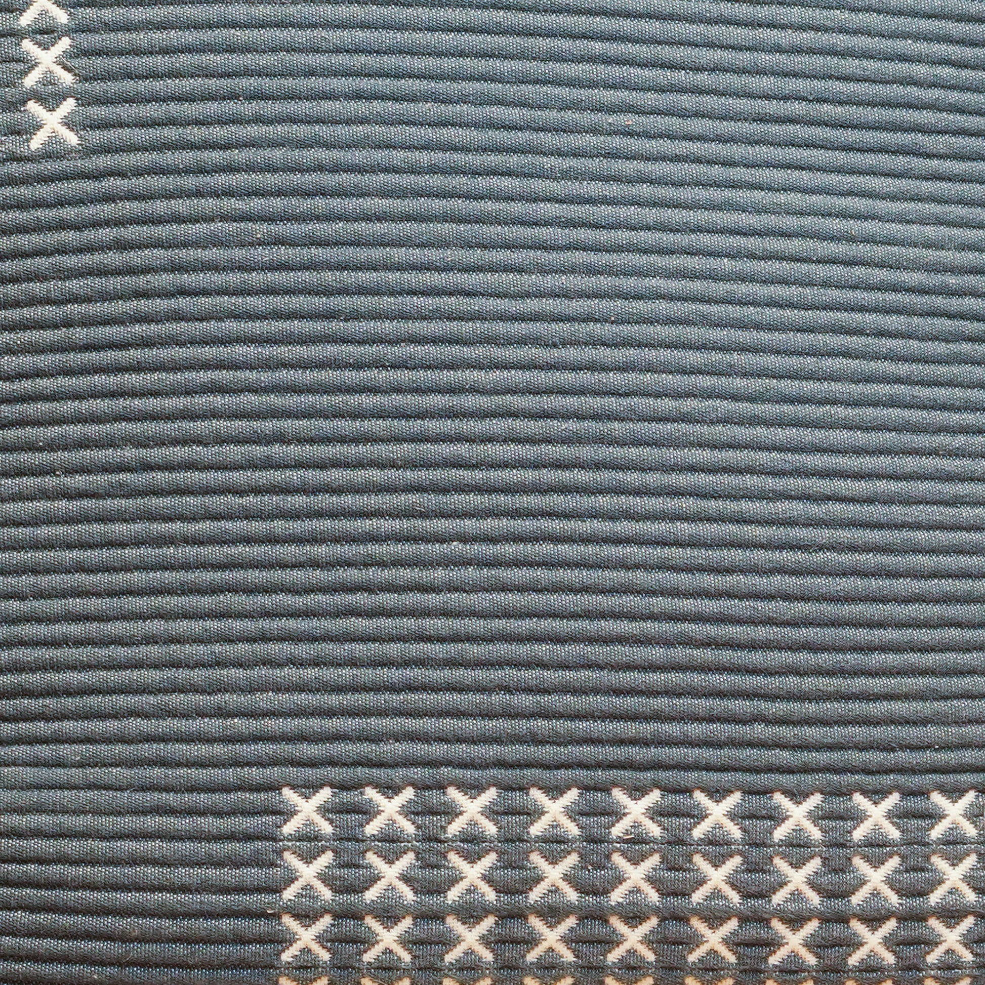 handmade-gubbio-pillow-cushion