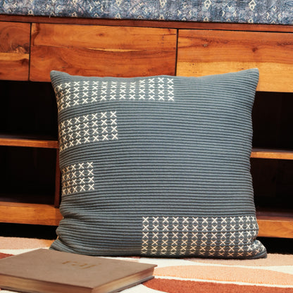 handmade-gubbio-pillow-cushion