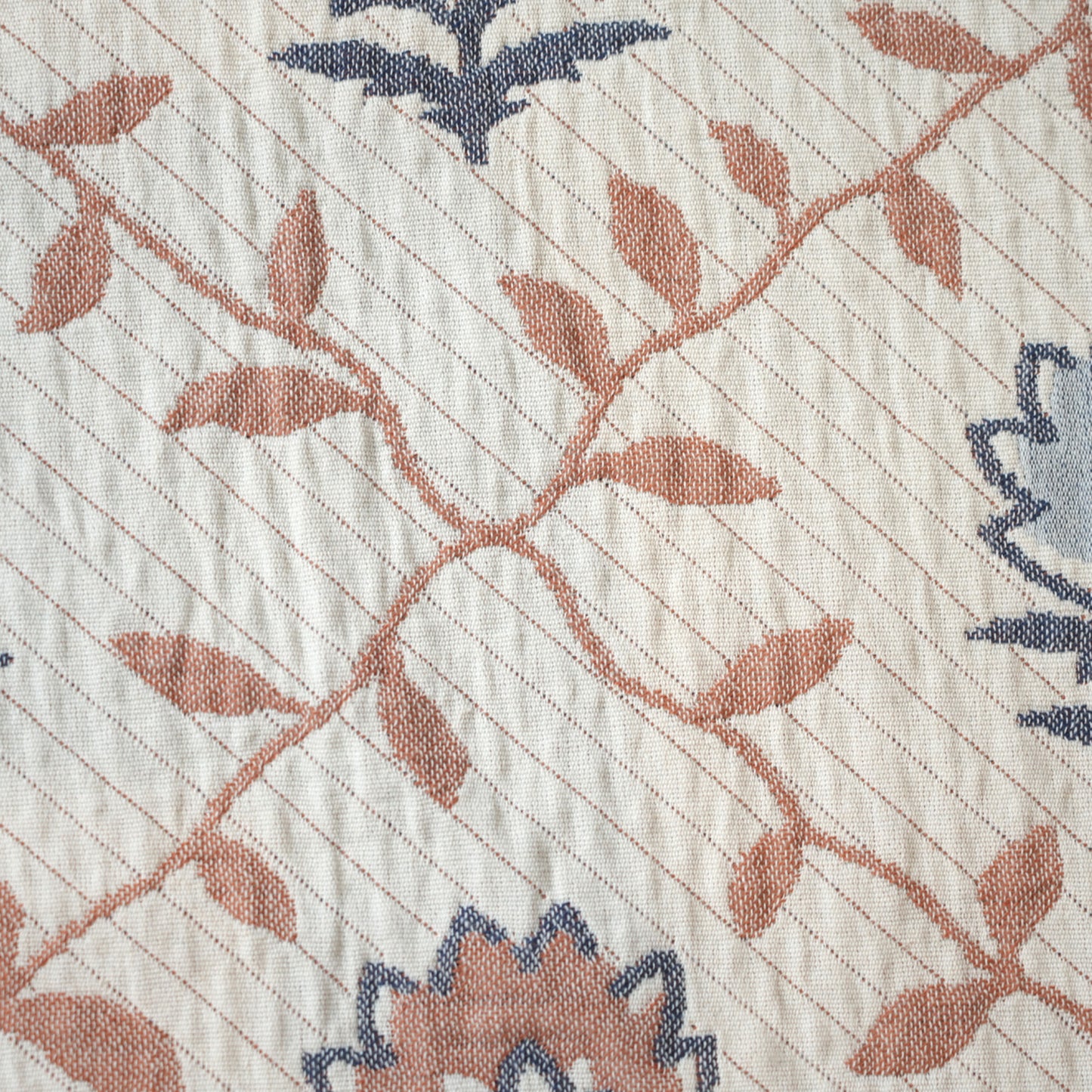 handmade-labayen-throw-cotton