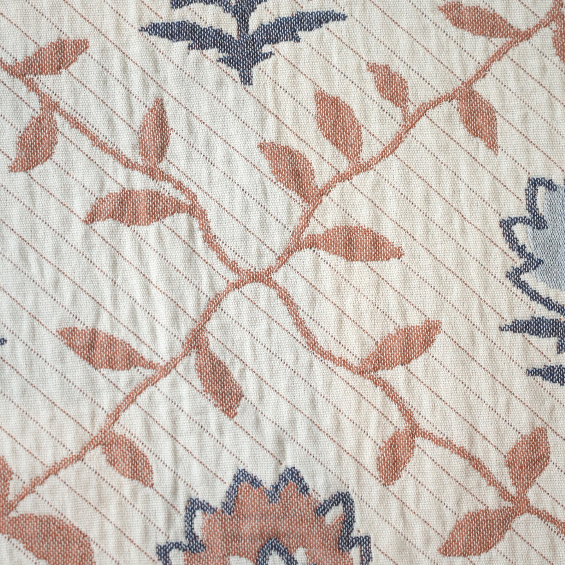 handmade-labayen-throw-cotton