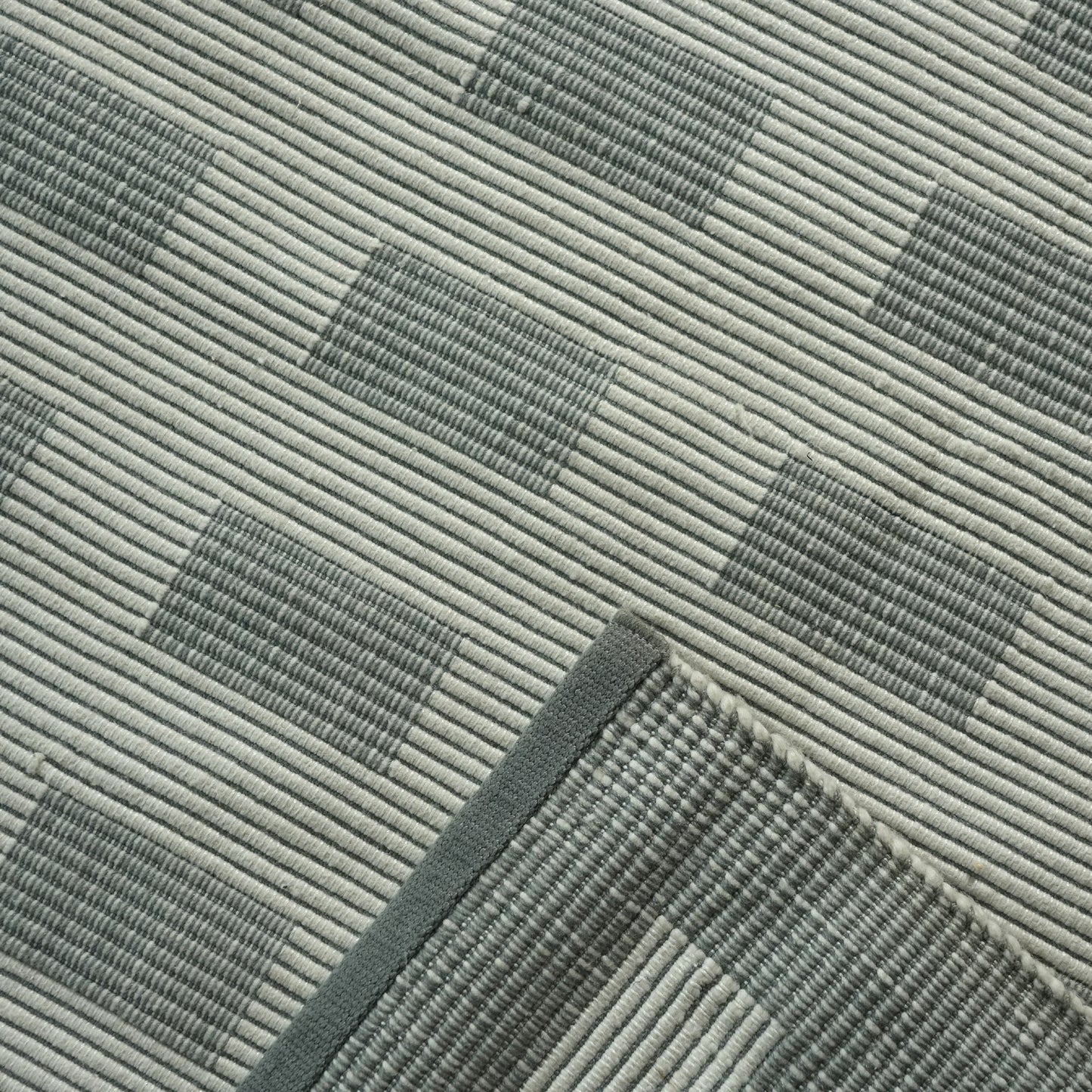 handmade-mondovi-rug