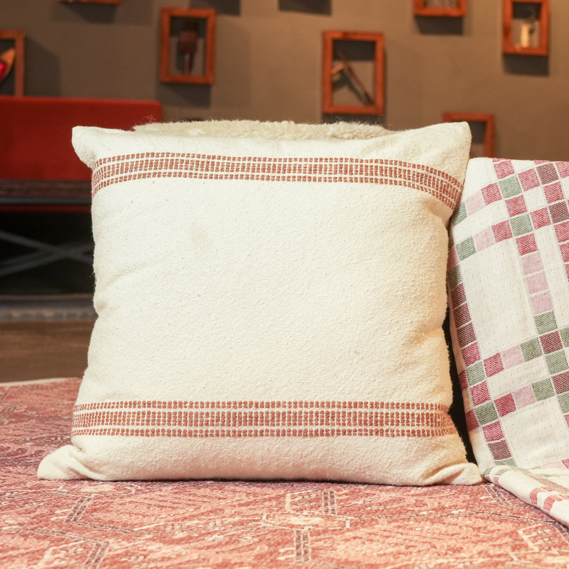 handmade-pescia-pillow-cushion