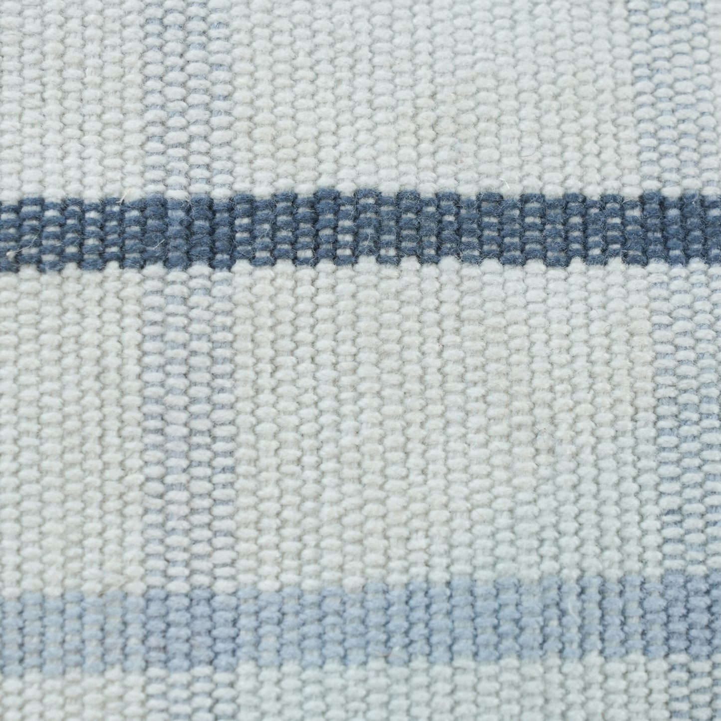 handmade-pyzdry-pouf