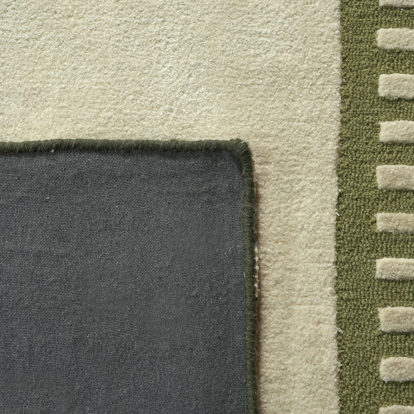 handmade-varallo-rug